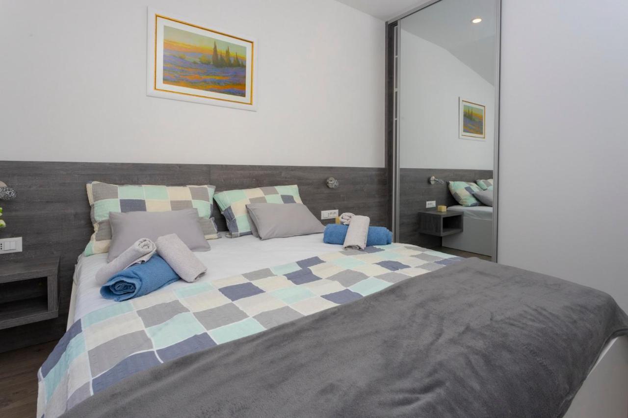 Koko Apartamento Makarska Exterior foto